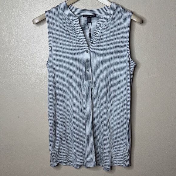 CABLE & GAUGE Shirt Womens Medium Button Up Sleeveless Striped V-neck New - Picture 1 of 8
